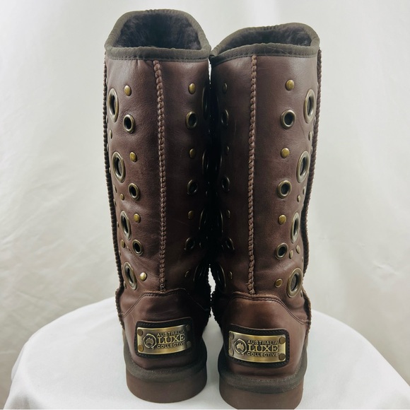 Australia Luxe Collective Saratoga Genuine Sheepskin Studded Round Embellishment - Picture 6 of 16